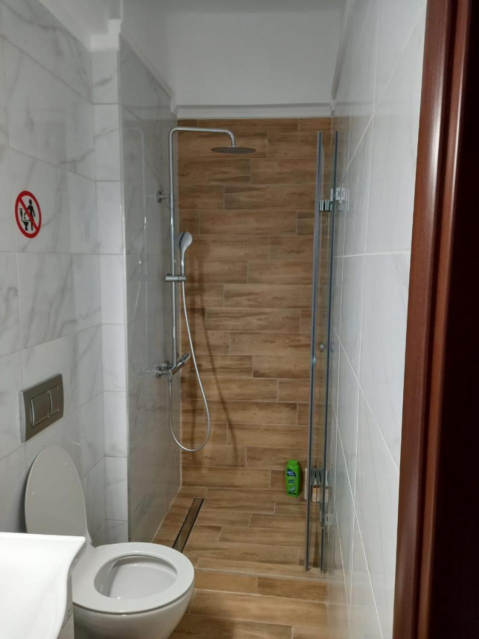 Aigaiou House 2 Apartment Tesalonika Bagian luar foto