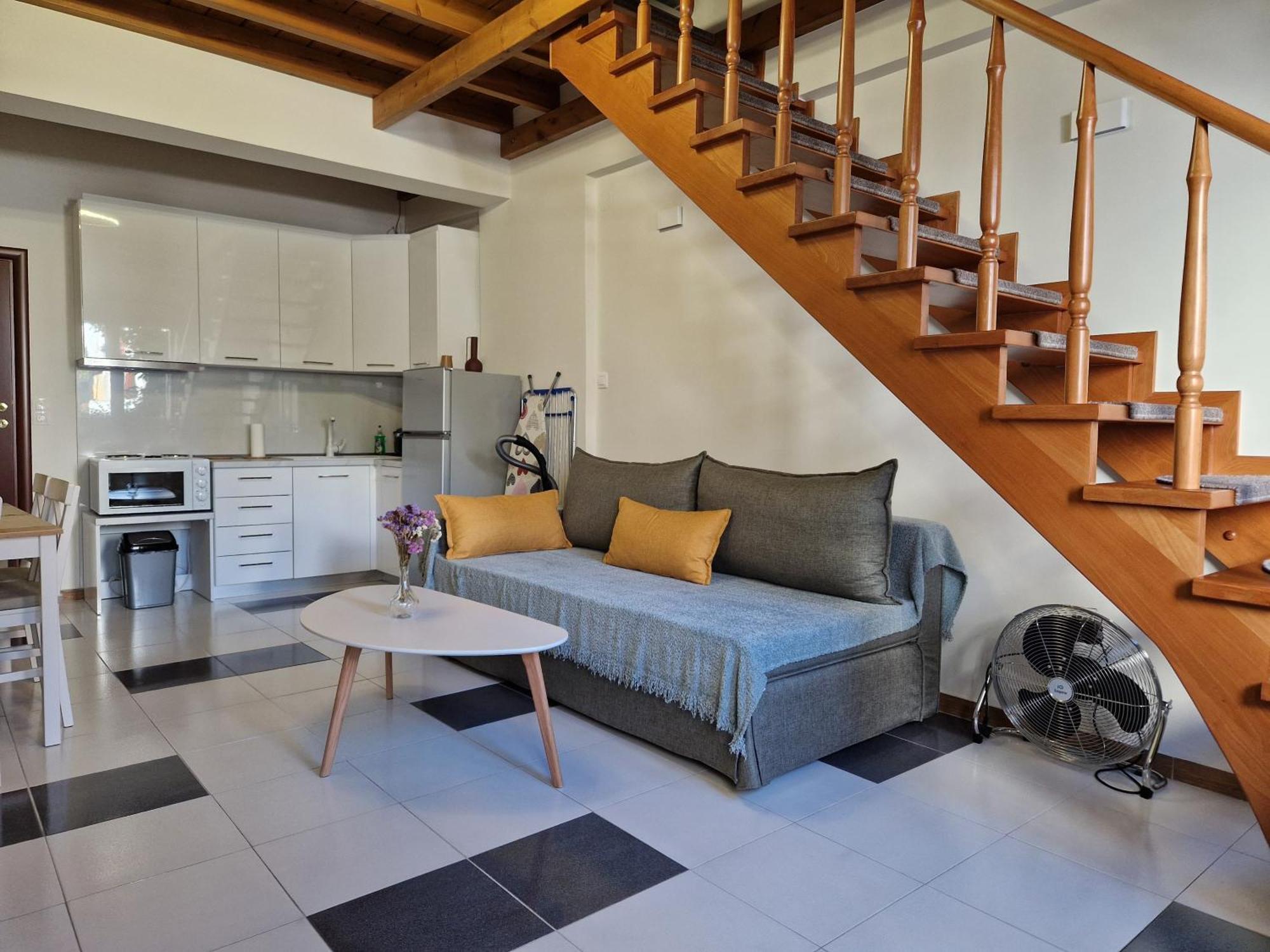 Aigaiou House 2 Apartment Tesalonika Bagian luar foto