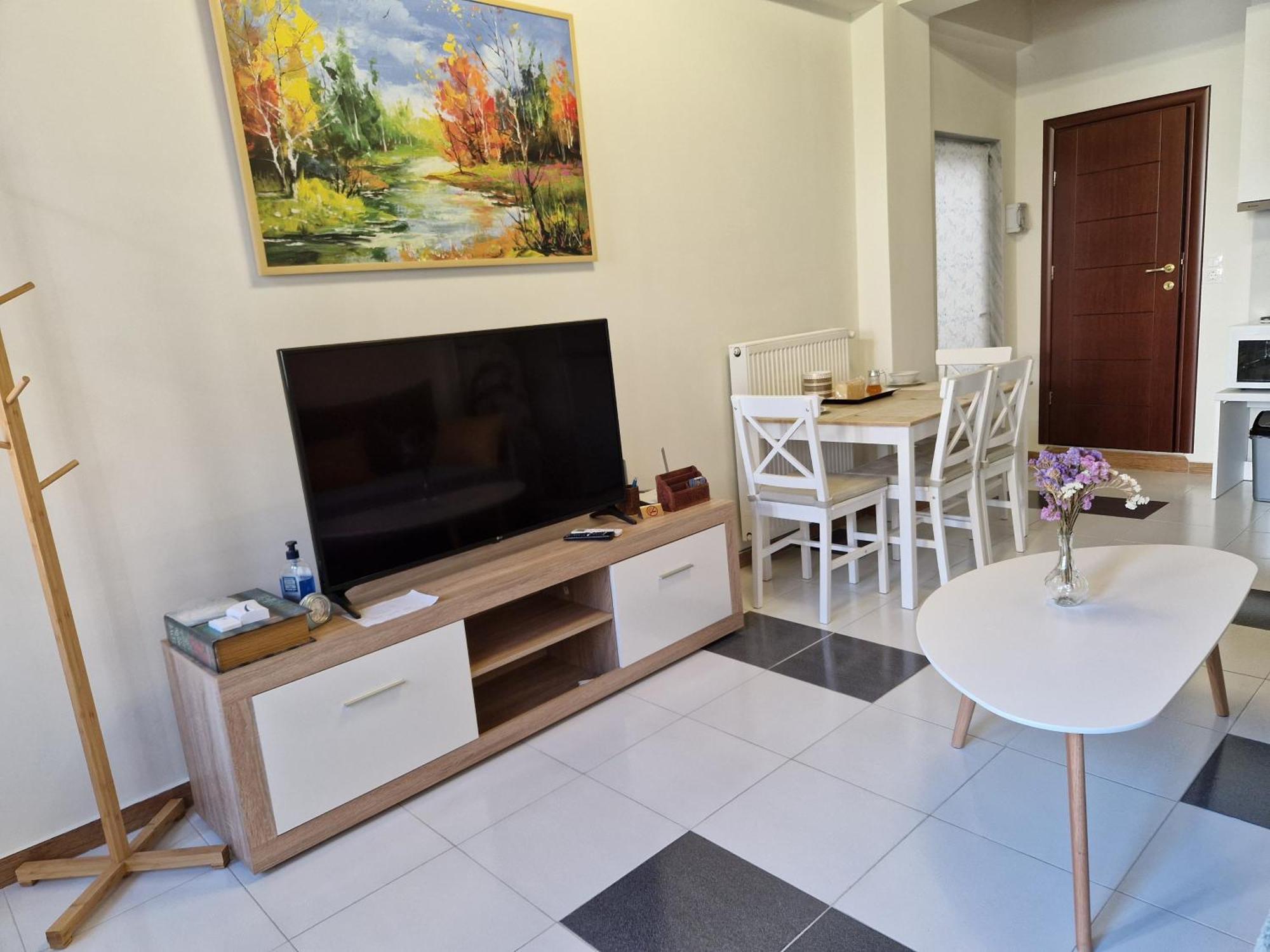 Aigaiou House 2 Apartment Tesalonika Bagian luar foto